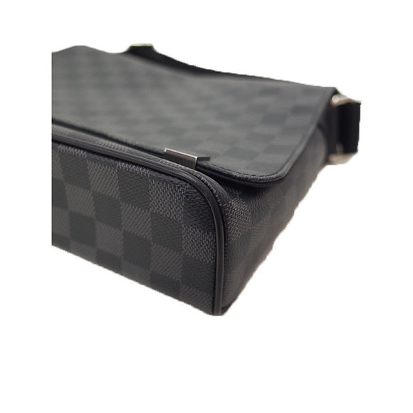 Louis Vuitton Shoulder Black Graphite Bag District Damier - Picture 8 of 8